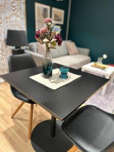 Elegant Villa Studio