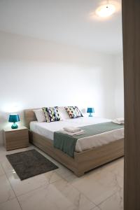 Cozy 3BR in Marsalforn, Gozo , A Stay to Remember by 360 Estates
