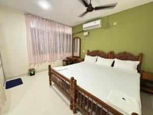 Akshay Beach Resort