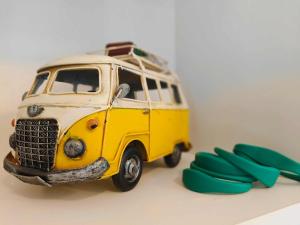 Bright Apartment with Stunning Swimming Pool Views - MO4812LT