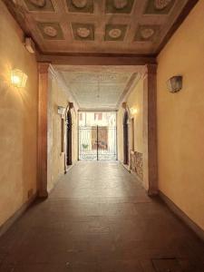 Arena in Love - Centre Rooms