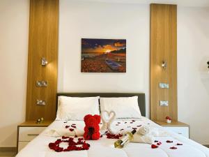 prime location! - 400m from the beach