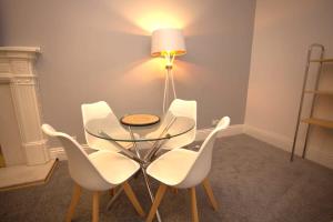 Renovated West End Flat in Glasgow