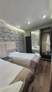 Relax Hot Water House - Vardanavan