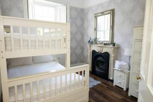 Beach Views Elegant & Modernised 5BD Period Home