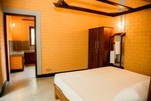 The Brick Lodge