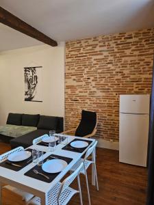 Appartements L-etage de l-Aristide proche gare parking facile : photos des chambres