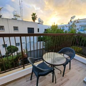 prime location! - 400m from the beach