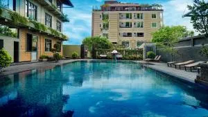 Sasha Transit Hotel - 乌斯维塔克伊亚瓦