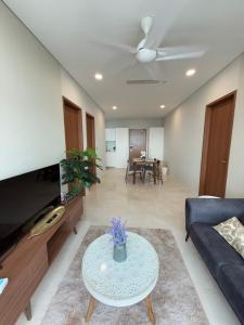 URBAN SKY HOME NEAR KLCC Complementary Breakfast