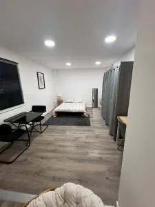 Grand Apt tout équipé et confortable - 佩里尼