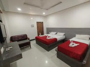 Hotel Picnic - Thiruvārūr