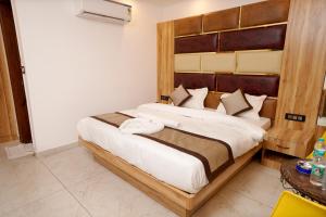 Hotel Silver Inn by Pentaura- Tapovan Rishikesh