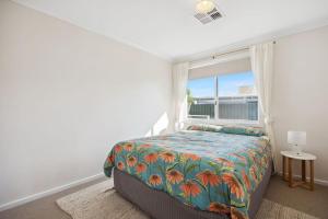 Salt & Peppermint - Beachfront Escape with Stunning Views