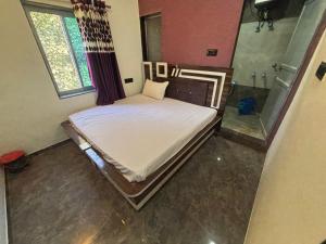 Yuvraj Guest house
