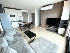 The Base - Spacious, 2 Bedroom, 2 bathroom, Penthouse Condo - Pattaya City Centre - 595