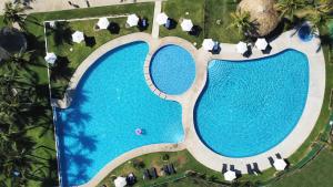 Alberca, Playa Cercana & Club de Playa opcional -Departamento E13D301