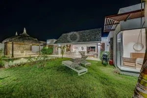 New exotic villa OBA with private pool - Mare Sèche