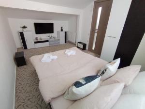 La Maia Acasă - Refugiul boem