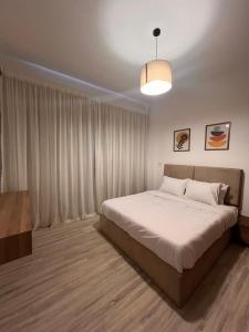 Privado by Manazil, 11A, Luxury Lakeview Stay in Privado