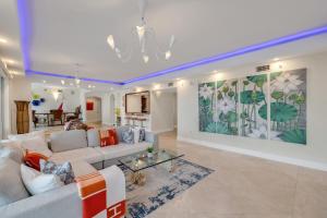Ocean View Two Duplex Penthouses Retreat amenities: tennis court heated Pool Vista Key