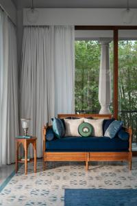 LohonoStays Sacri Borod Hill Villa 4