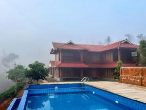 StayVista at Regal Retreat 5BR - Big Villa with Pvt Pool