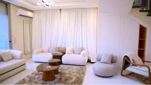 Fully furnished Townhouse