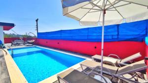 2 Bedroom villa with private pool in Uzumlu