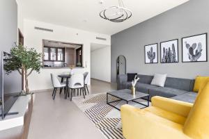 Silkhaus Vacation Homes modern Boulevard 1BDR near Burj Khalifa in Downtown