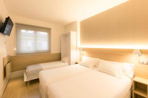 Triple Room room in Hotel Burlada
