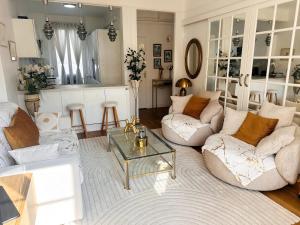 One Bedroom apartment in Cannes Center a few steps from the Croisette and the Martinez Hotel - 2032