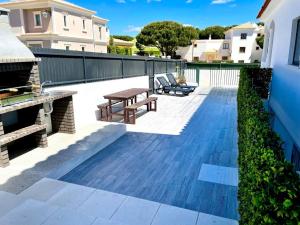 V8 Praia da Falésia, Albufeira