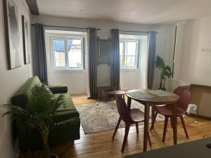 Chic Apartment-Rua Verde, Lisbon