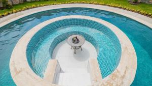 3 bedroom Luxury Villa in Saribelen