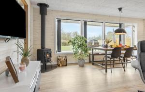 Three-Bedroom Holiday Home In Vestervig