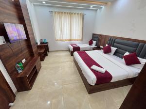 Hotel Ganga Palace - Agra Dasaprakash Restuarant