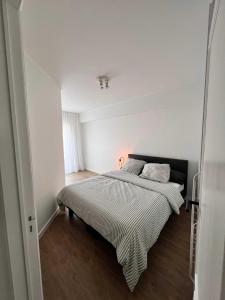 Huswell - Cozy apartment near the beach & shops with terrace