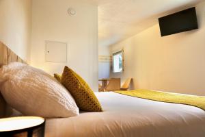Hotels Cit'hotel Design Booking Evry Saint-Germain-les-Corbeil Senart : photos des chambres