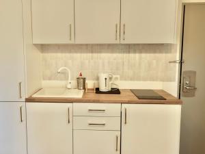 Hotels Cit'hotel Design Booking Evry Saint-Germain-les-Corbeil Senart : photos des chambres