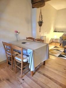 Maisons de vacances Maison typique dans la Bastide medievale : photos des chambres