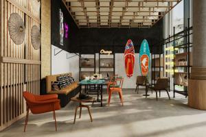 Moxy Nice