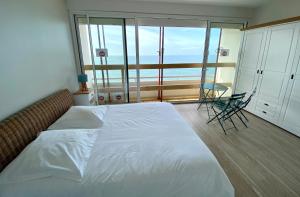 Grand appartement vue mer panoramique