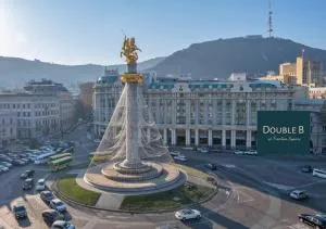 Double B at Freedom Square - Tbilisi City