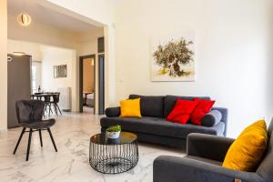 Zografou Bright Getaway - Athens City Escape