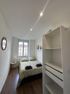 Appartements # Le 3 # Joli appartement T3 Mulhouse centre, Neuf, calme et tout equipe : photos des chambres