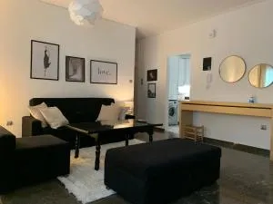 Quiet apartment - Galátsion