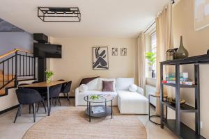 Glow Apartments - Apartament Ogarna 107 Zacisze