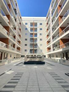 MIA Black Luxury Suite - luxury topfloor stay with private terrace in Qawra - ADULTS ONLY - 1 masterbed 2 bathroom