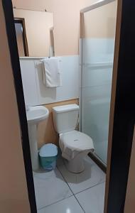 Casa com cozinha perto da praia